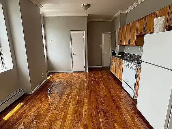 10-11 Nameoke Street image 1 of 4