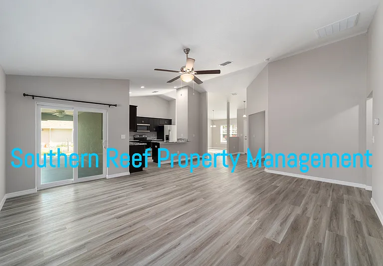 9892 SW 189th Cir — Photo 8