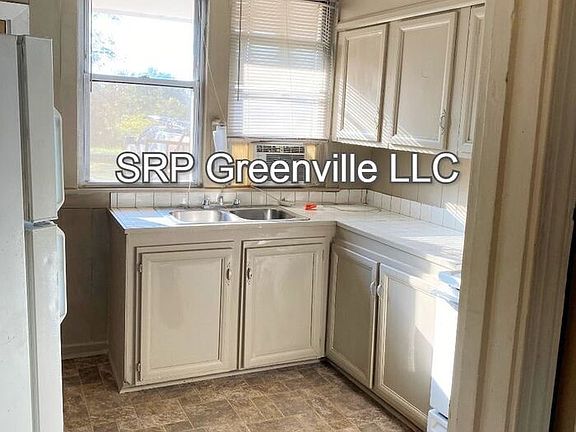 3rd image of 3135 Longbow Dr #A