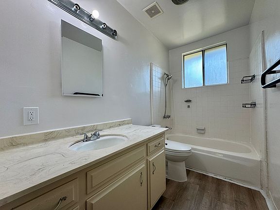 5th image of 157 Esperanza Ave #K