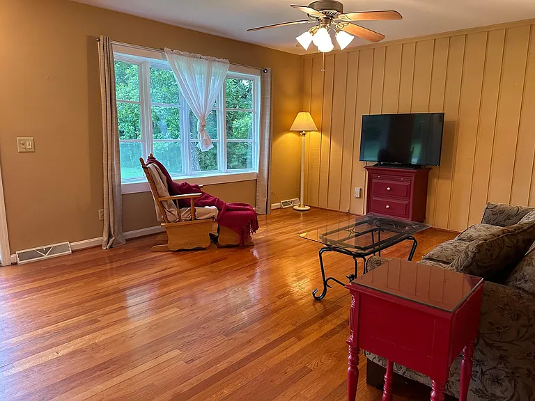 6089 State Highway 902 — Photo 3