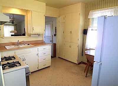 4th image of 1009 Pinedale Ave