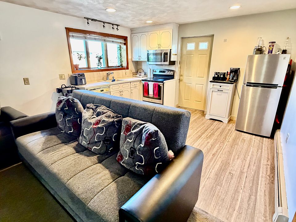 1st image of 45 Hauman St #1