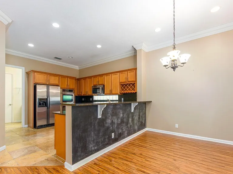 1088 Grove Park Cir — Photo 11