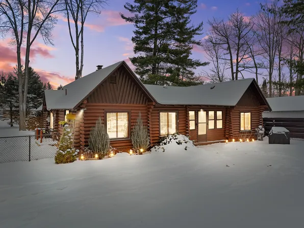 3657 E Houghton Lake Dr, Houghton Lake, MI 48629