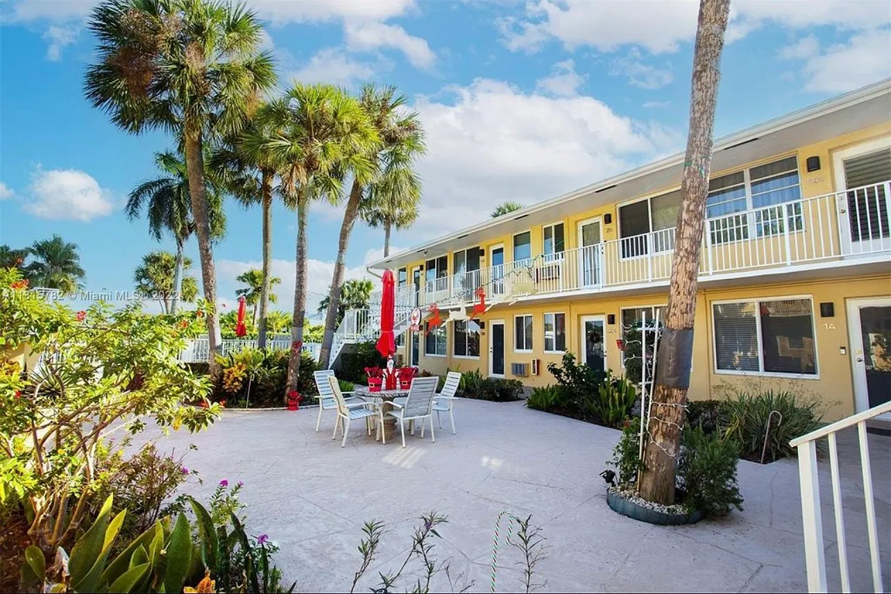 1 bed, 600 sqft, $2,300 — Photo 3