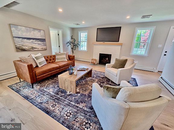 5th image of 123 Ridley Dr