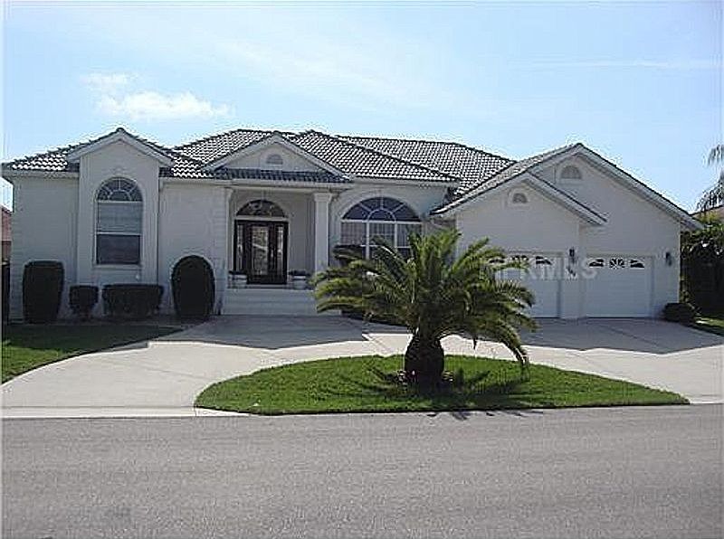 2nd image of 1045 San Mateo Dr
