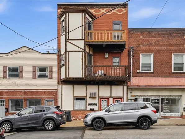 433 Cavitt Ave, Trafford, PA 15085