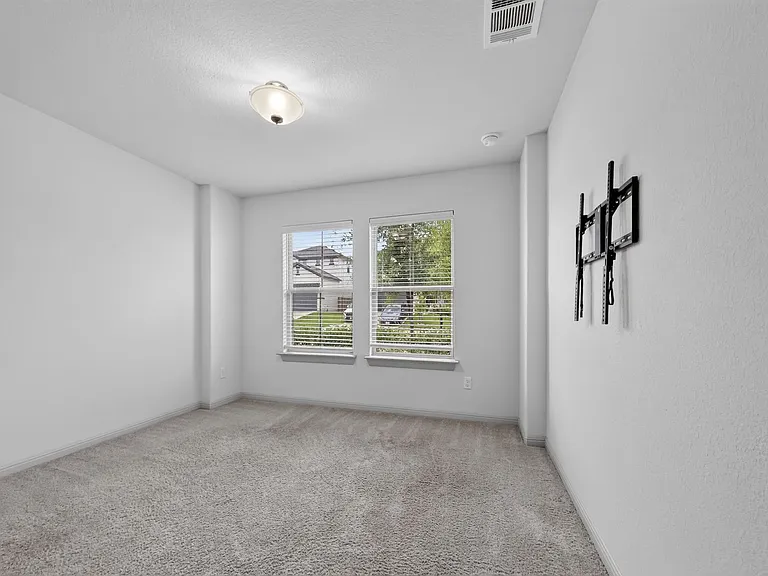 125 Caterpillar Ln — Photo 12