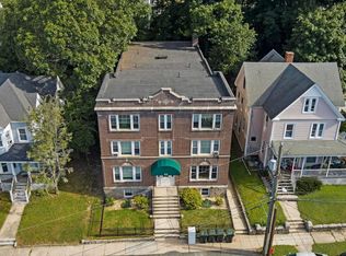 Apartments near New London City Hall, New London, CT 06320