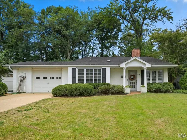 49 Waverton Dr, Saint Louis, MO 63124