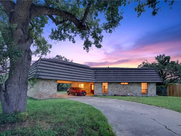 1900 S Park Dr, Kingsville, TX 78363
