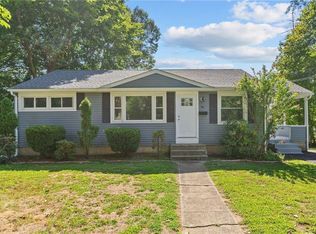 47 Adelaide Ave, Warwick, RI 02886