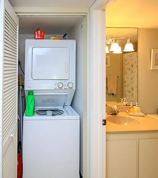 4620 NE Sandpebble Trce #104 — Photo 20
