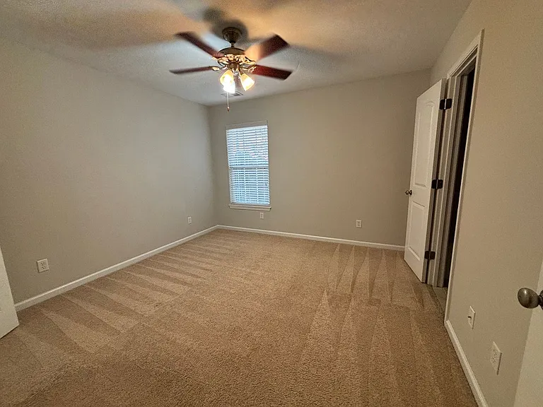 408 Abe Cir — Photo 23