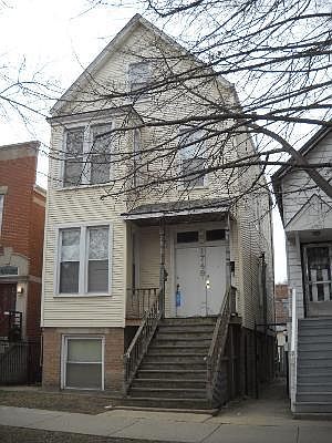 1st image of 1749 W Barry Ave APT 2