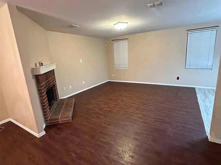 9233 Cheswick Dr — Photo 3