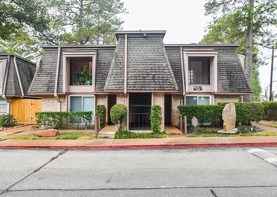 1st image of 12633 Memorial Dr APT 14