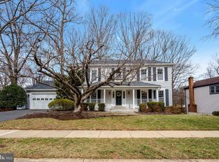 10332 Steamboat Landing Ln, Burke, VA 22015