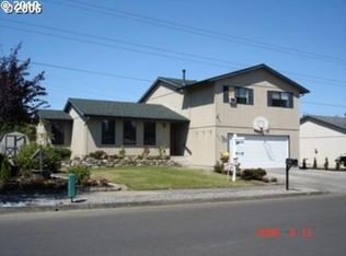 2037 NE 213th Ave, Fairview, OR 97024