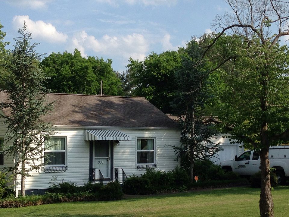 1st image of 308 Canterbury Dr