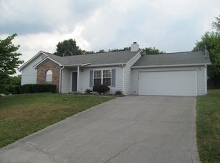 2605 NW Crestpark Rd, Knoxville, TN 37912