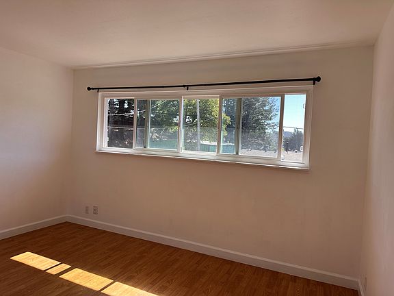 4th image of 2850 Sneath Ln #1B-1Ba-600Sqft
