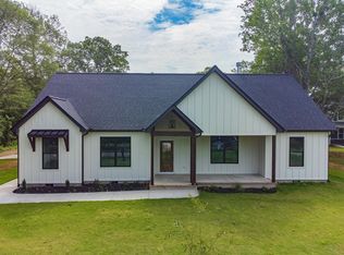 1243 Owens Rd, Greer, SC 29651