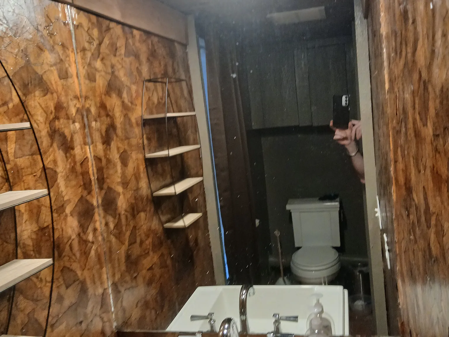 3 bed, 1000 sqft, $350 — Photo 4