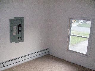 5th image of 27 Beech St