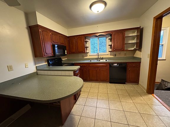 4th image of 1857 Cromwell Dr #1859