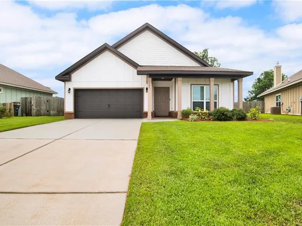 9306 Swan Point Rd, Daphne, AL 36526