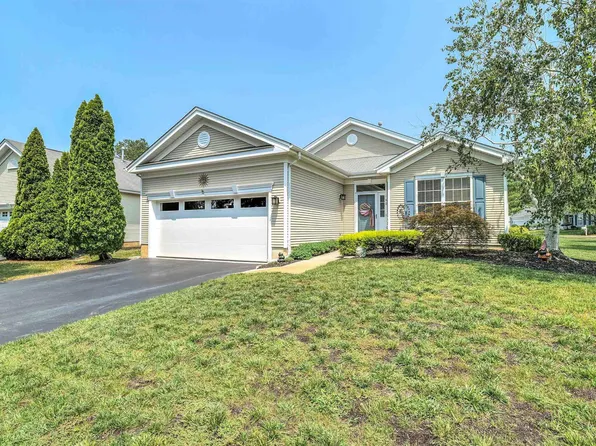 180 Southampton Dr, Galloway, NJ 08205