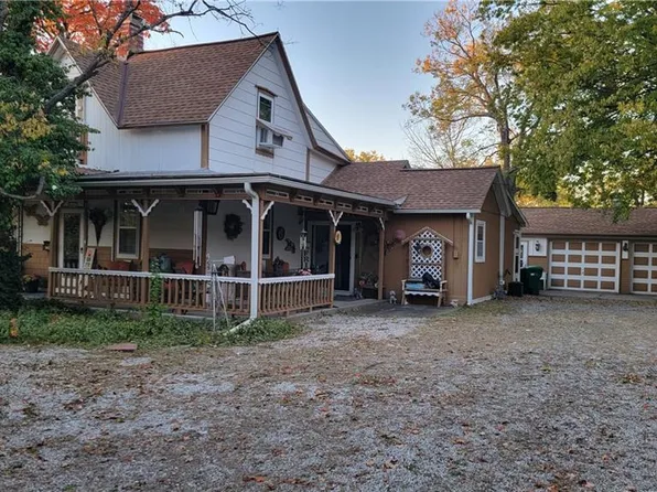 503 N Silver St, Paola, KS 66071