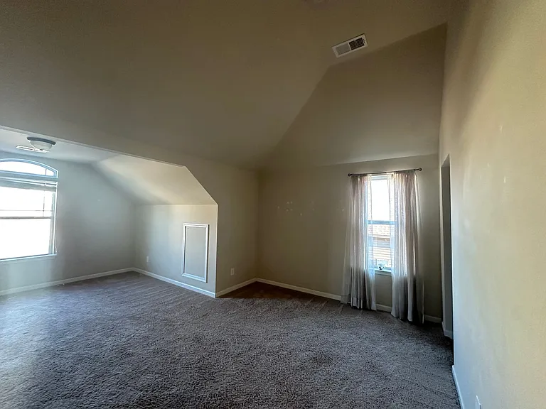 549 W Holloway Dr — Photo 28
