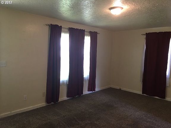 4th image of 2423 Rossiter Ln
