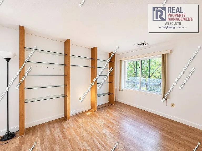 110 Coliseum Ave #108 — Photo 17