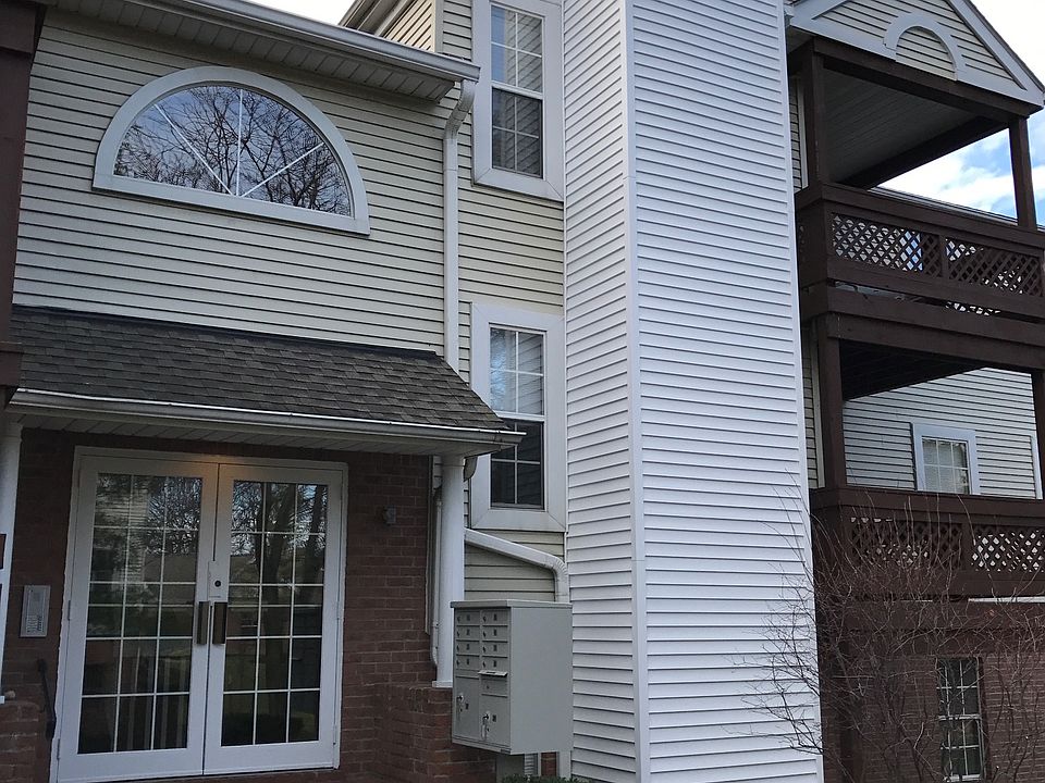 1st image of 678 Brick Mill Run