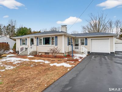 103 Maple Avenue, Old Saybrook, CT, 06475