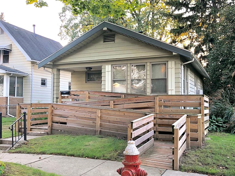 1st image of 3305 Saint Bernard Dr