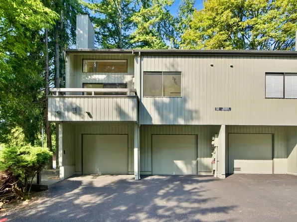 3501 108th Pl NE, Bellevue, WA 98004