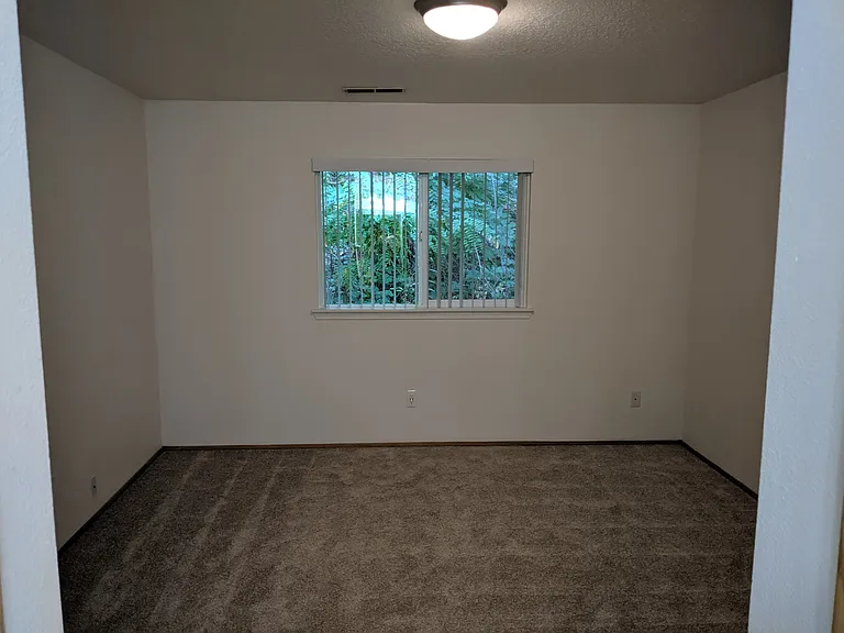 Wellington Estates — Photo 48