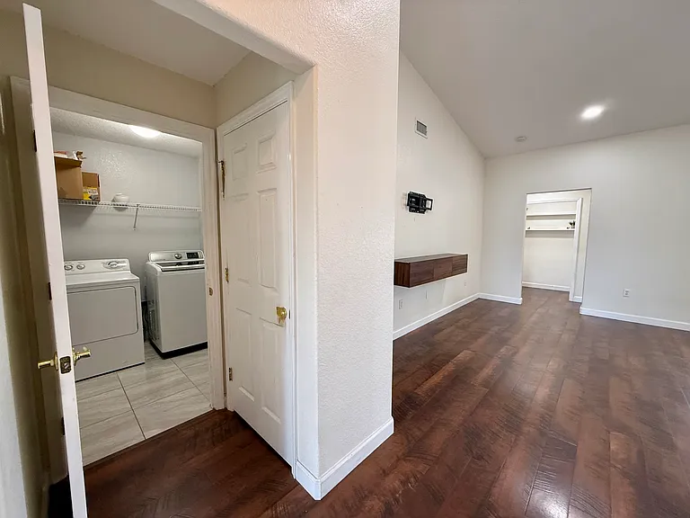 3284 Sanoma Dr — Photo 5