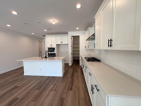 6th image of this home