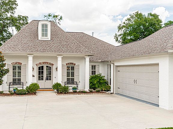 3rd image of 37590 Cypress Hollow Ave