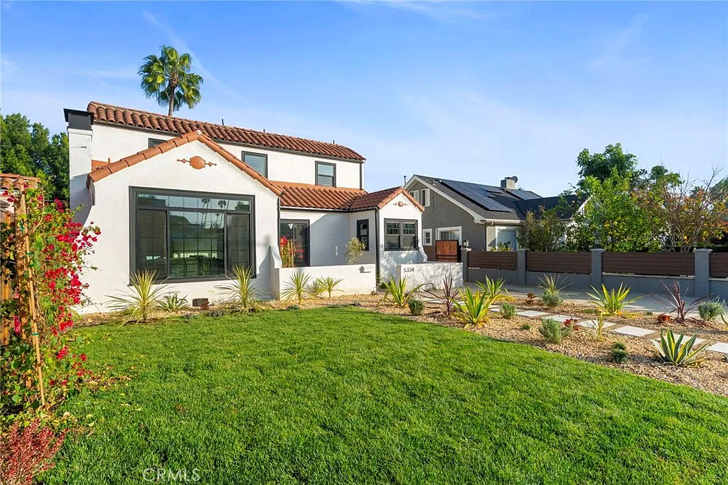 4 bed, 1822 sqft, $6,000 — Photo 1