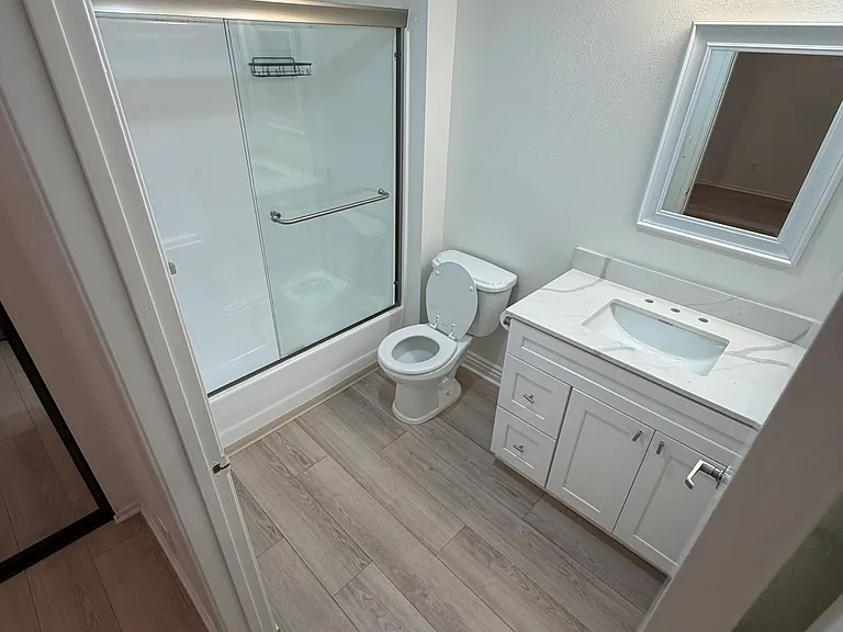13112 Valleyheart Dr — Photo 23