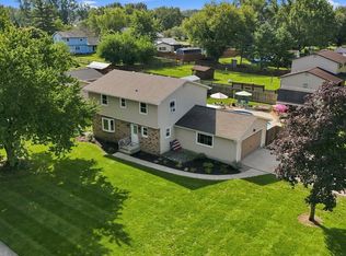 1833 Apollo Dr, Huntertown, IN 46748