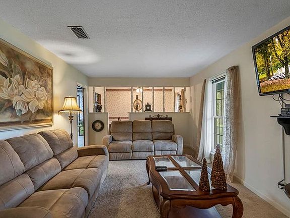 5th image of 46000 Sunset Dr